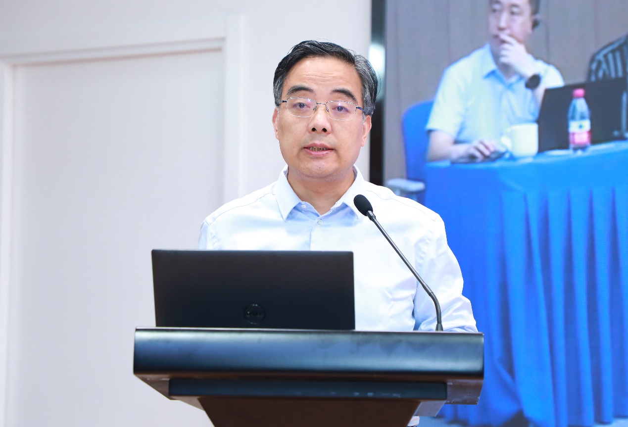 2025新澳门开门原料免费