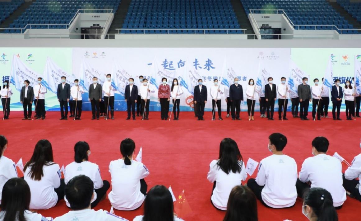 2025新澳门开门原料免费