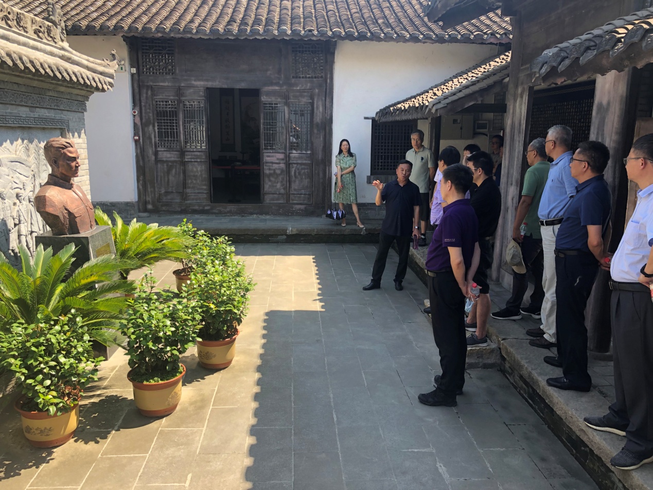 2025新澳门开门原料免费