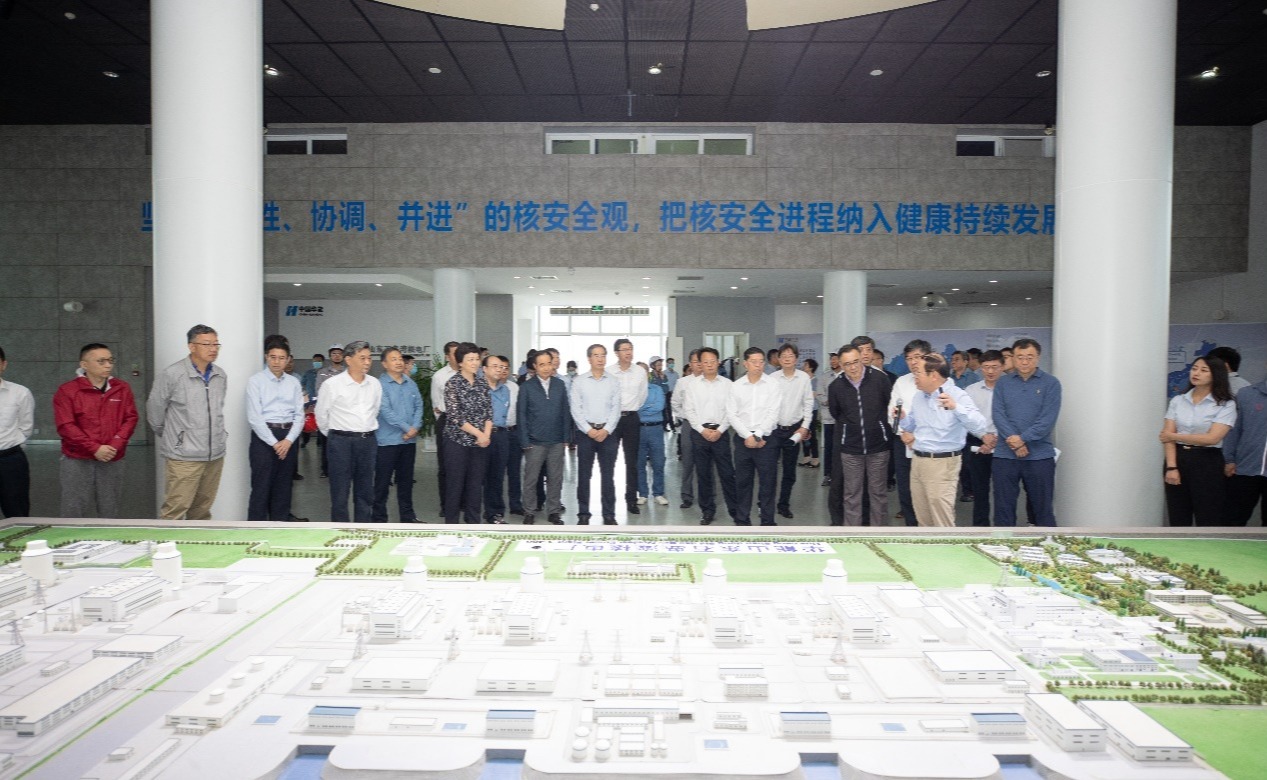 2025新澳门开门原料免费
