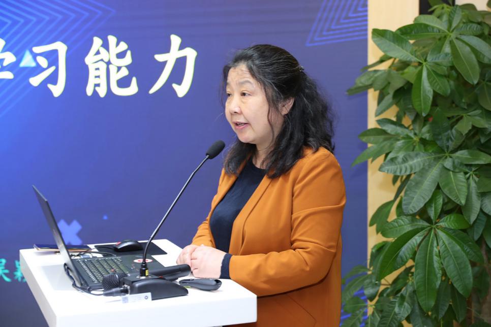 2025新澳门开门原料免费
