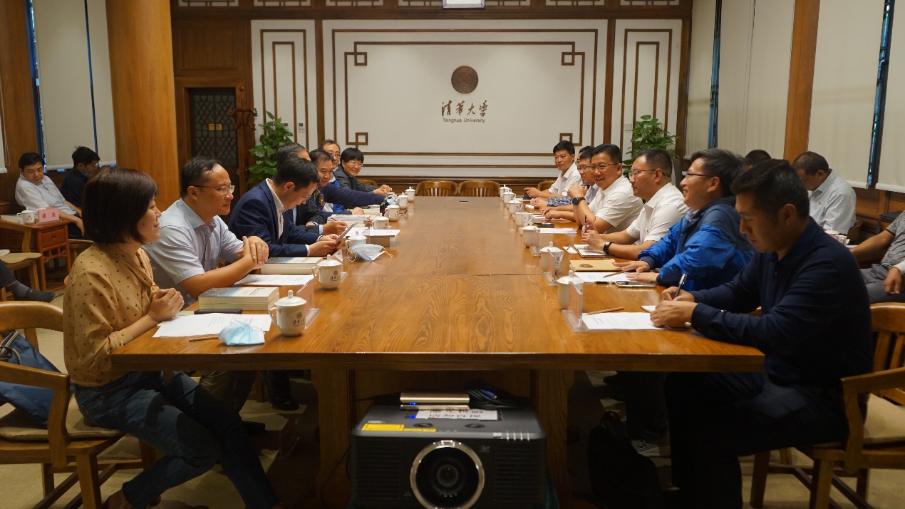 2025新澳门开门原料免费
