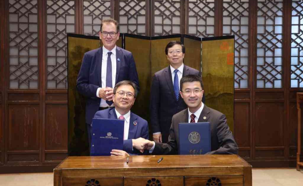 2025新澳门开门原料免费