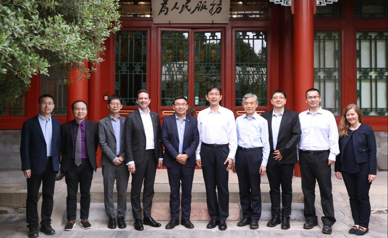 2025新澳门开门原料免费