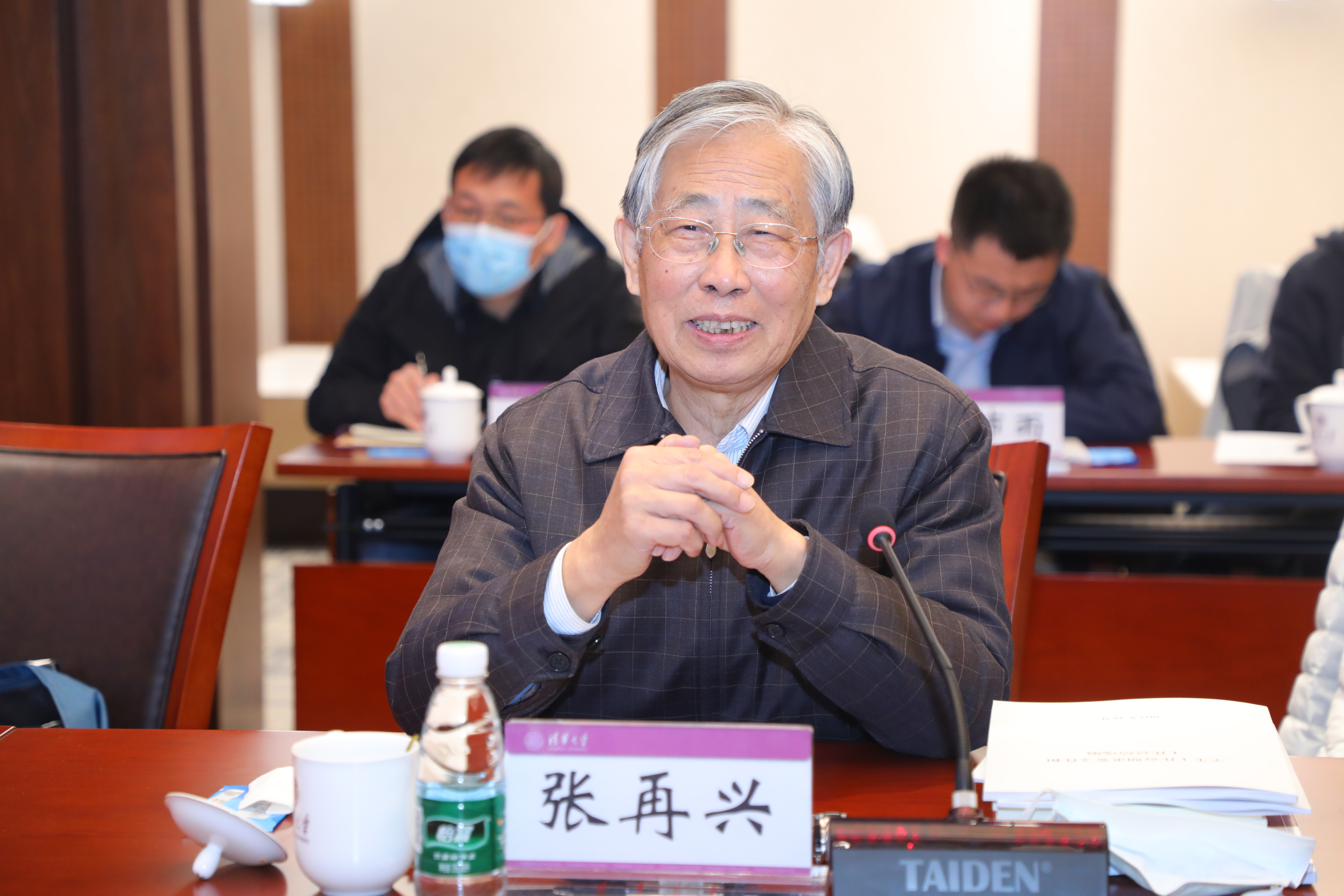 20221019-2025新澳门开门原料免费召开落实学校第十五次党代会精神学生工作专题研讨会-郭宝顺-张再兴讲话.JPG