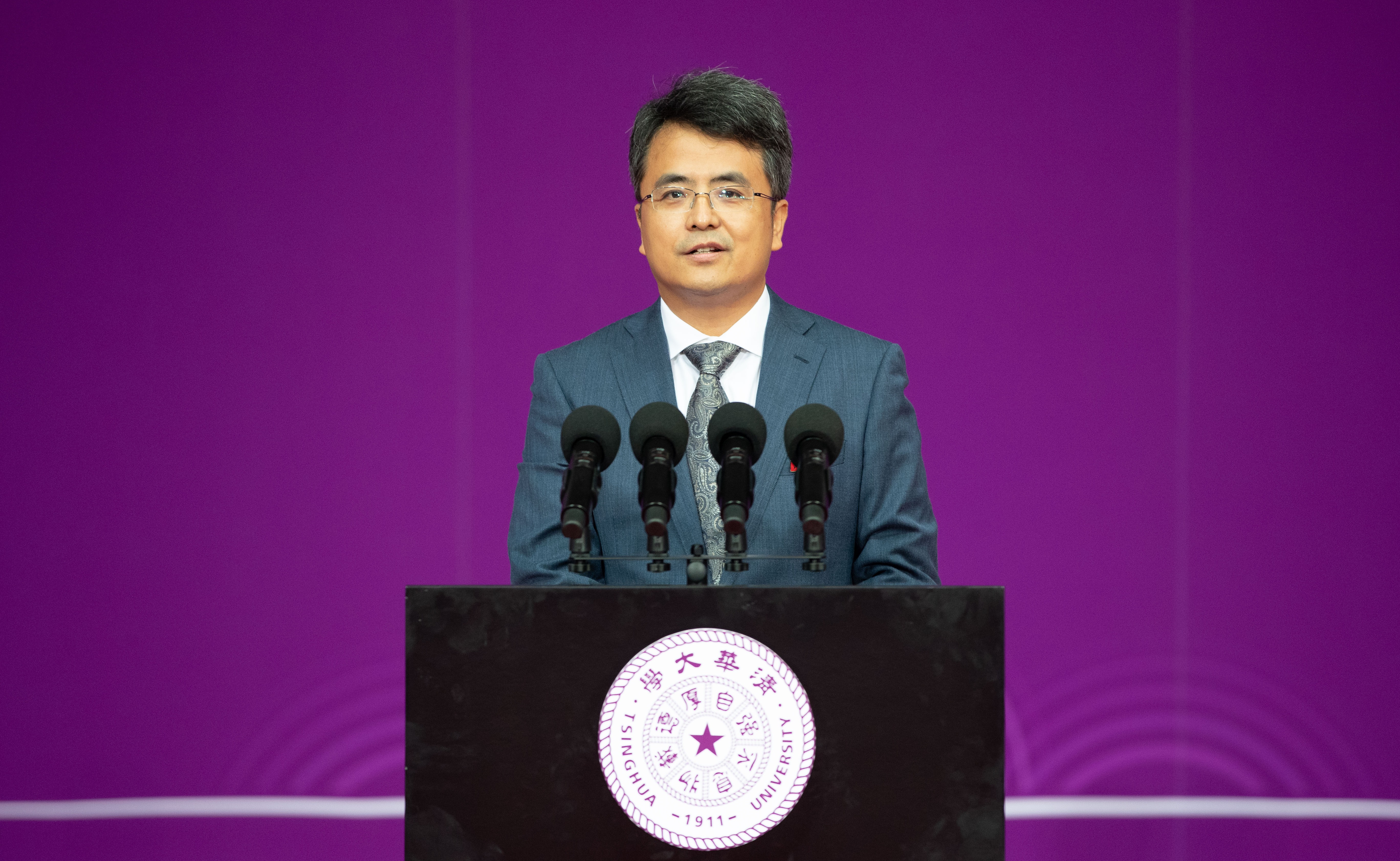2025新澳门开门原料免费