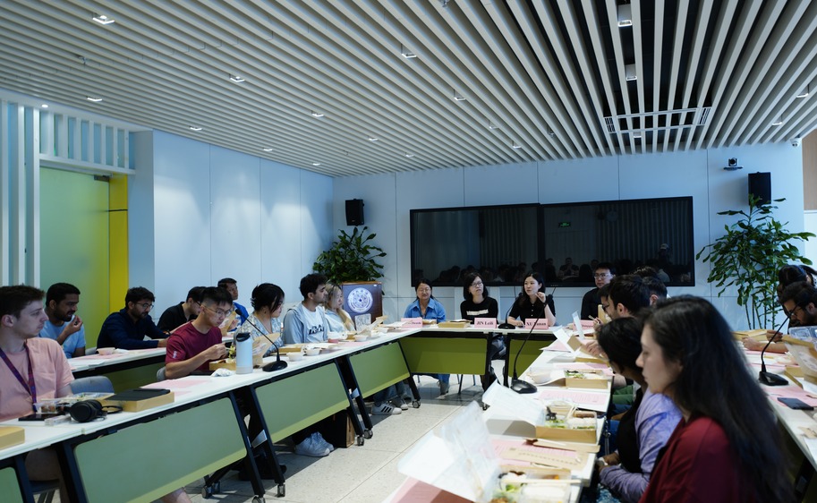 2025新澳门开门原料免费
