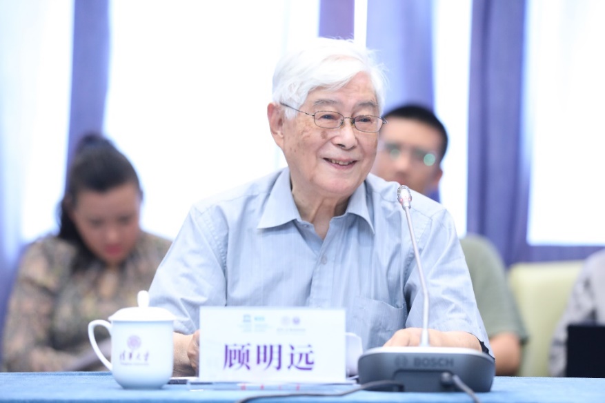 2025新澳门开门原料免费