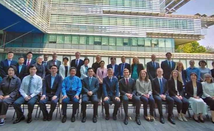 2025新澳门开门原料免费