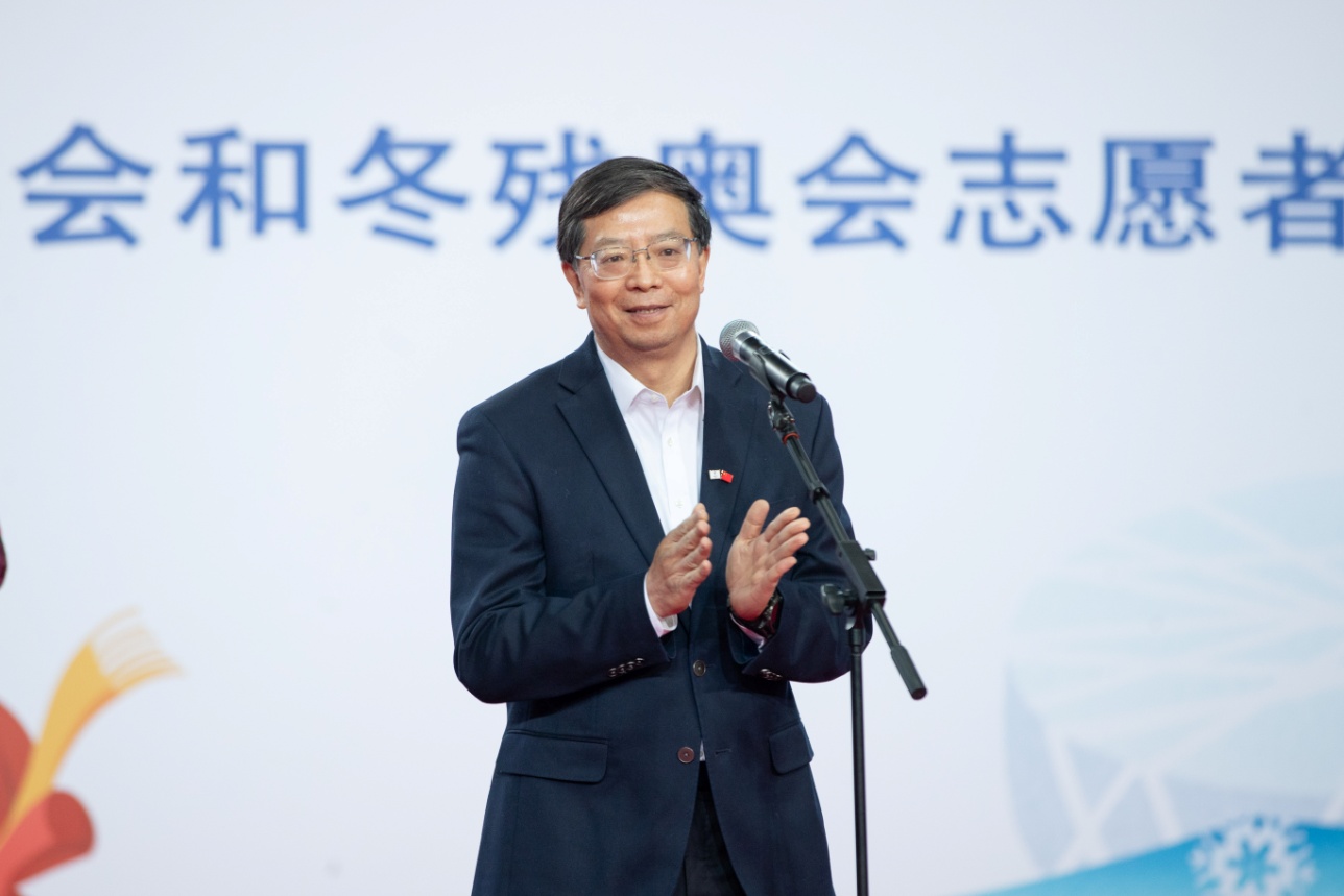 2025新澳门开门原料免费