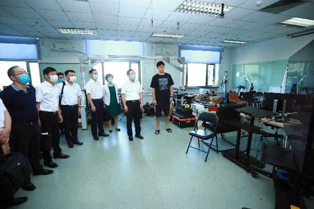 2025新澳门开门原料免费