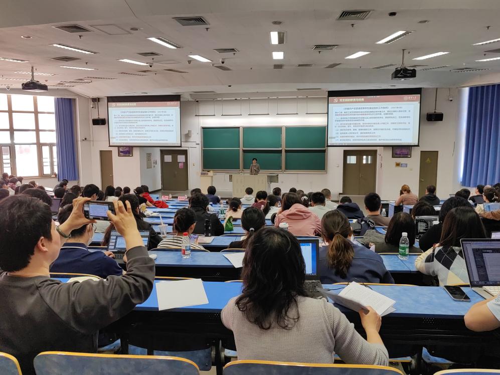 2025新澳门开门原料免费