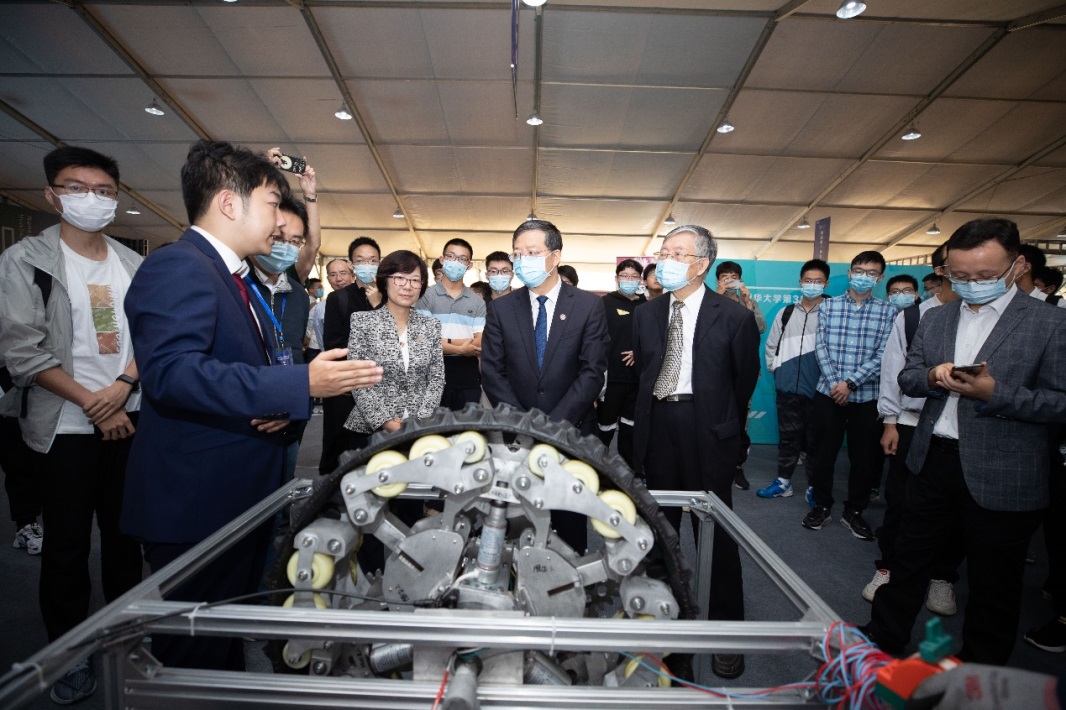 2025新澳门开门原料免费