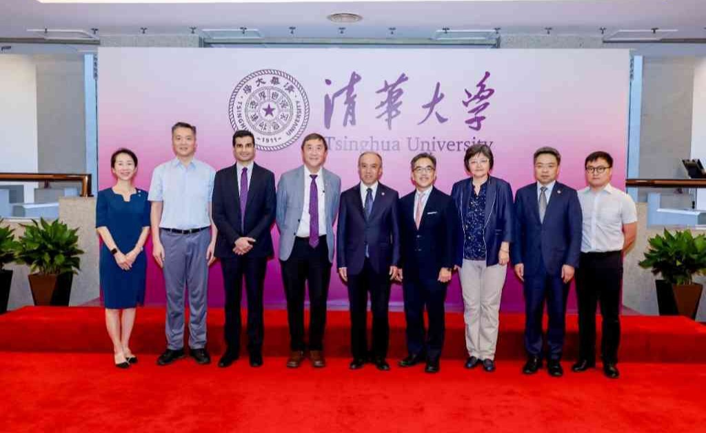 2025新澳门开门原料免费