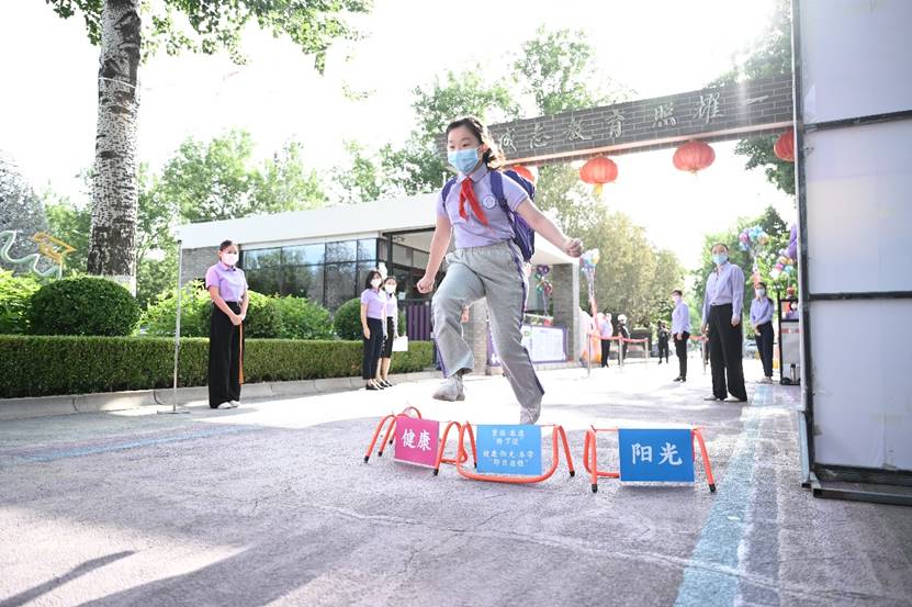 2025新澳门开门原料免费