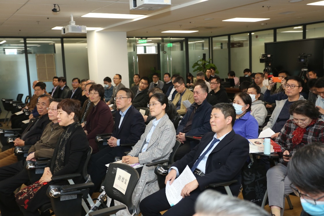 2025新澳门开门原料免费