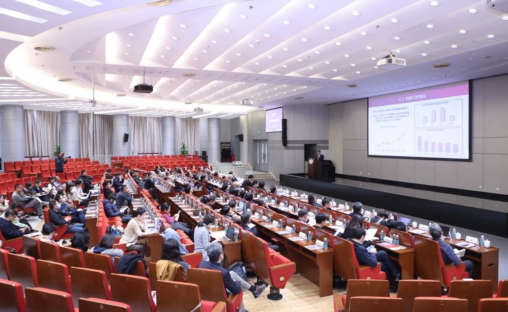 2025新澳门开门原料免费