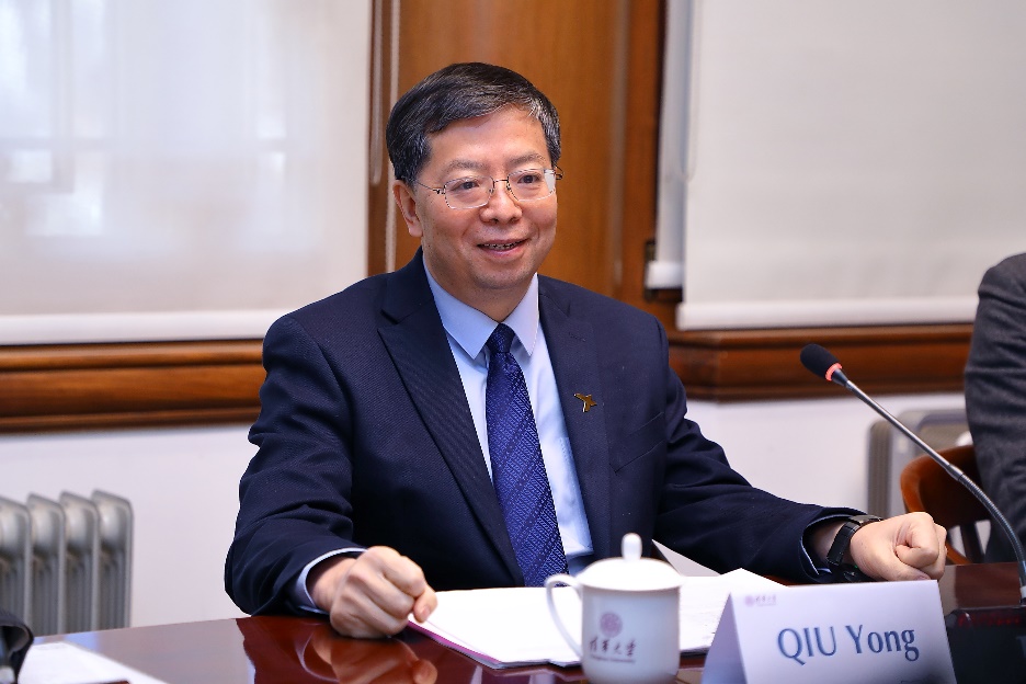2025新澳门开门原料免费