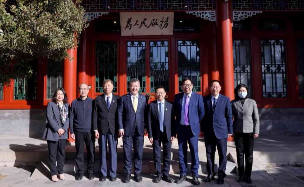 2025新澳门开门原料免费