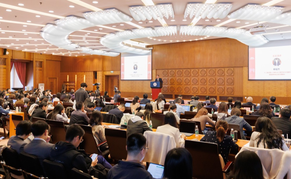 2025新澳门开门原料免费