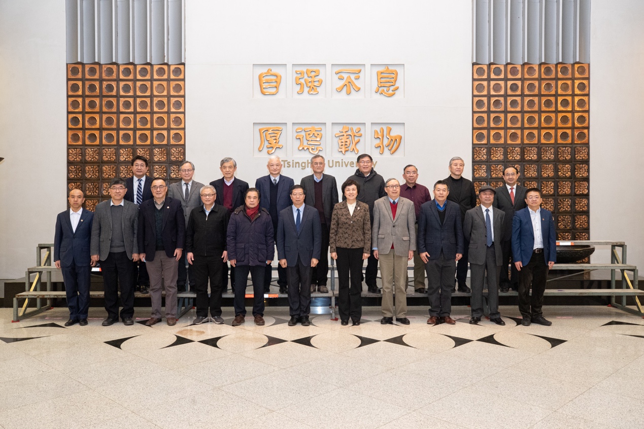 2025新澳门开门原料免费