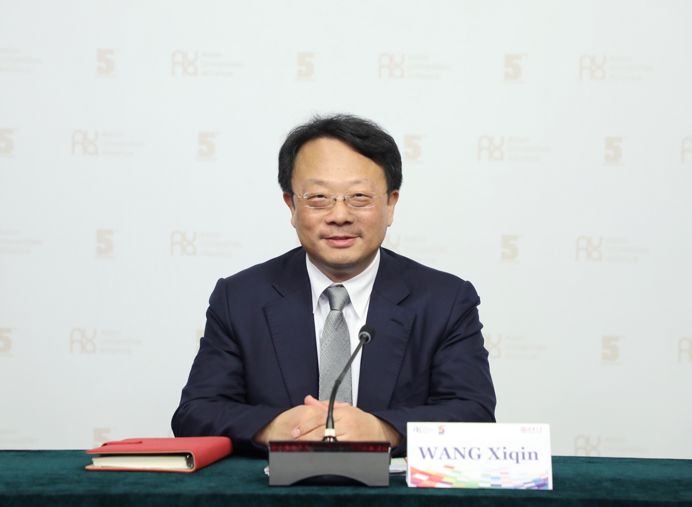 2025新澳门开门原料免费