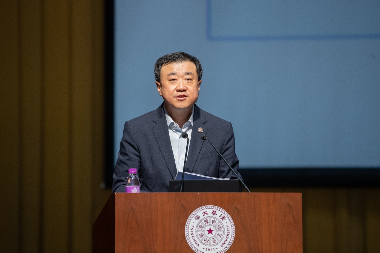 2025新澳门开门原料免费