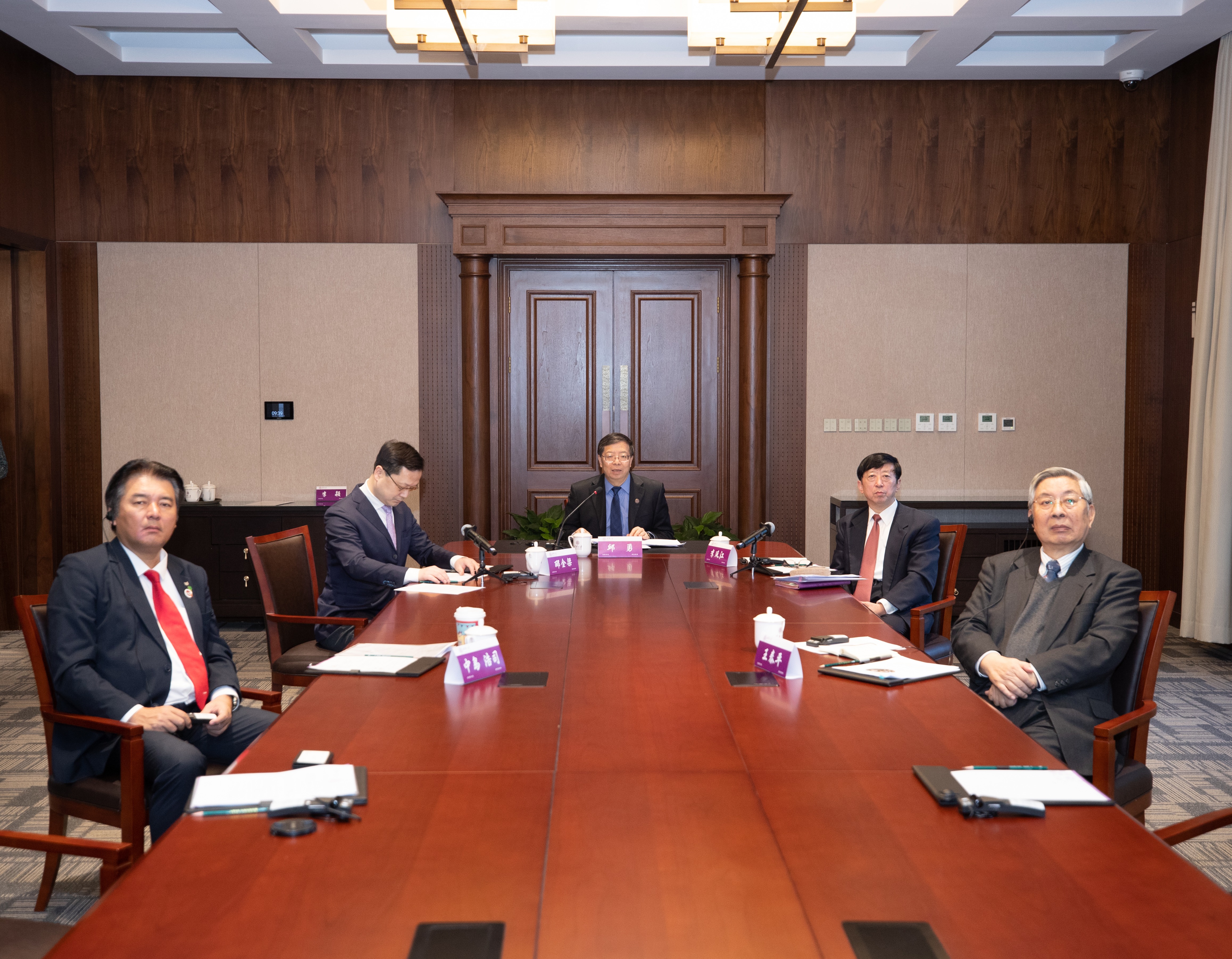 2025新澳门开门原料免费