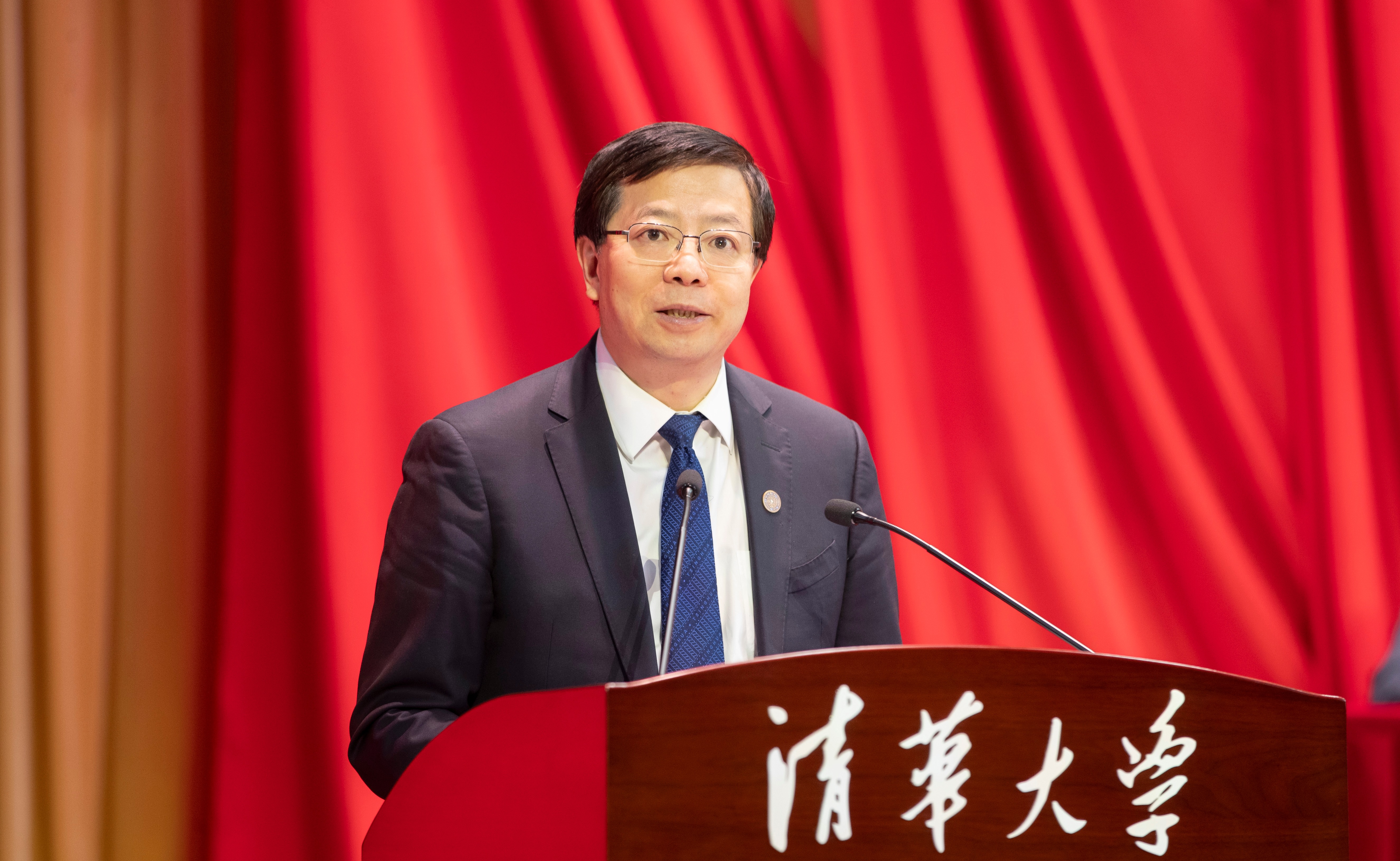 2025新澳门开门原料免费