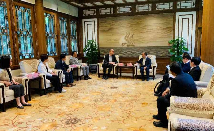 2025新澳门开门原料免费