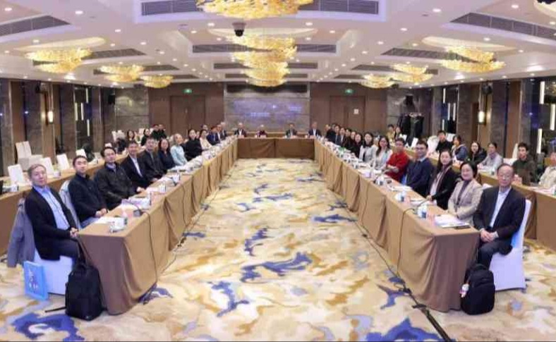 2025新澳门开门原料免费
