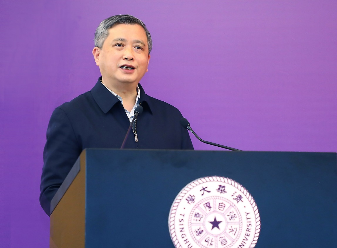 2025新澳门开门原料免费