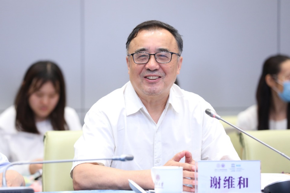 2025新澳门开门原料免费