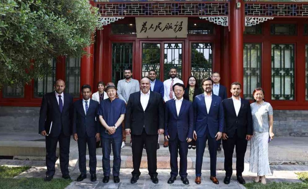 2025新澳门开门原料免费