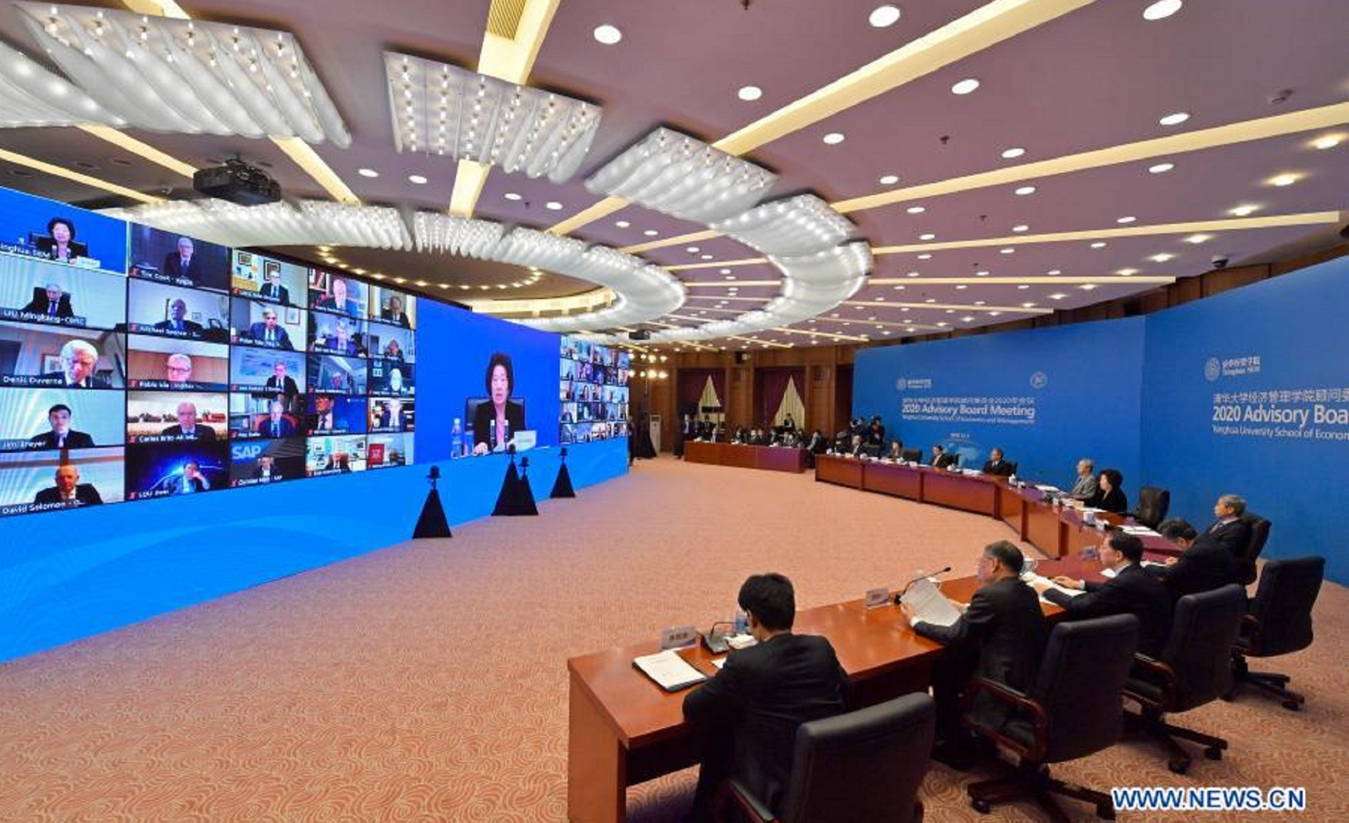2025新澳门开门原料免费