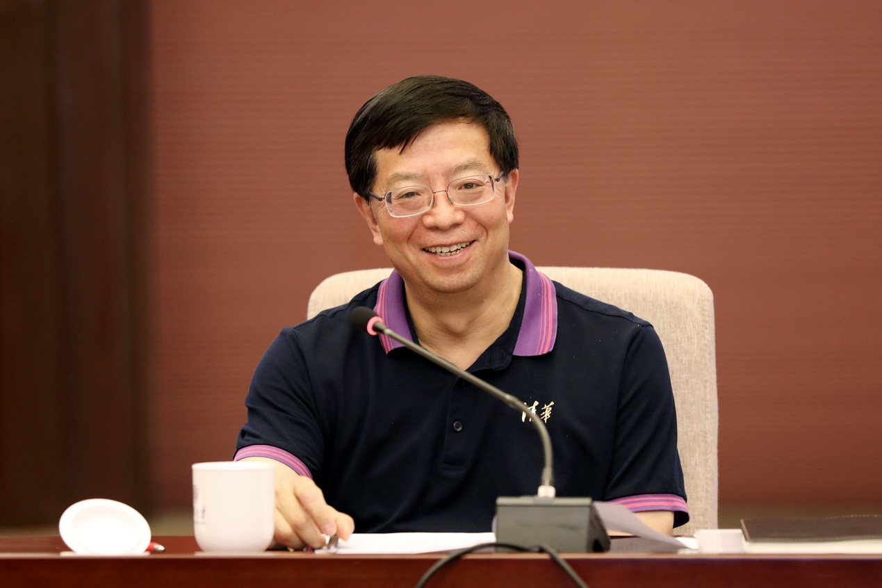 2025新澳门开门原料免费
