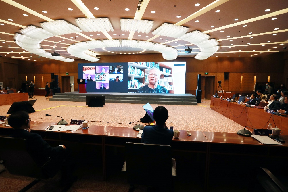 2025新澳门开门原料免费