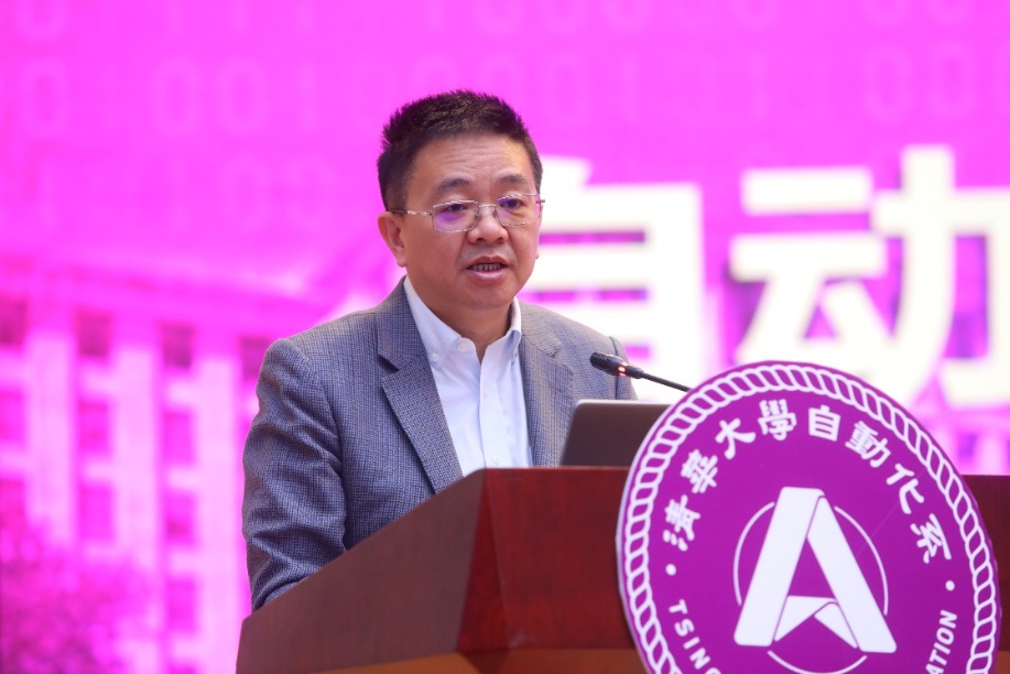 2025新澳门开门原料免费