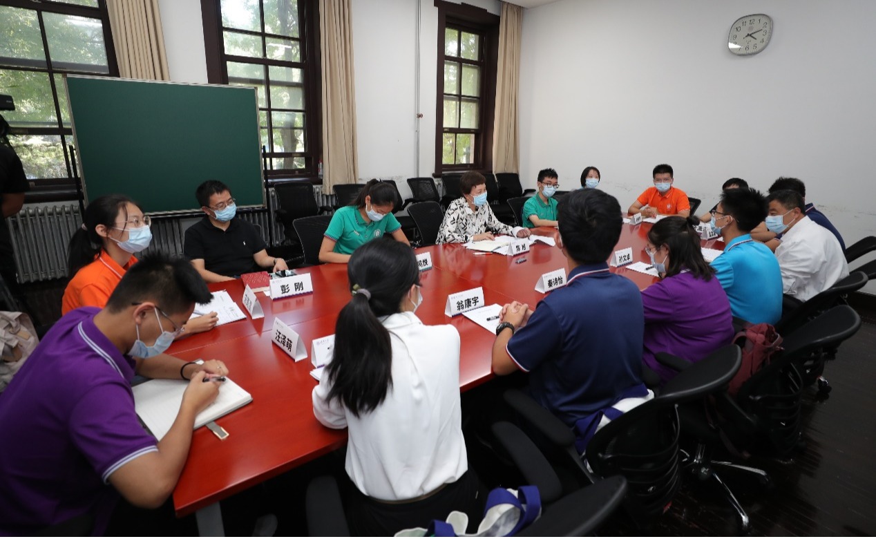 2025新澳门开门原料免费