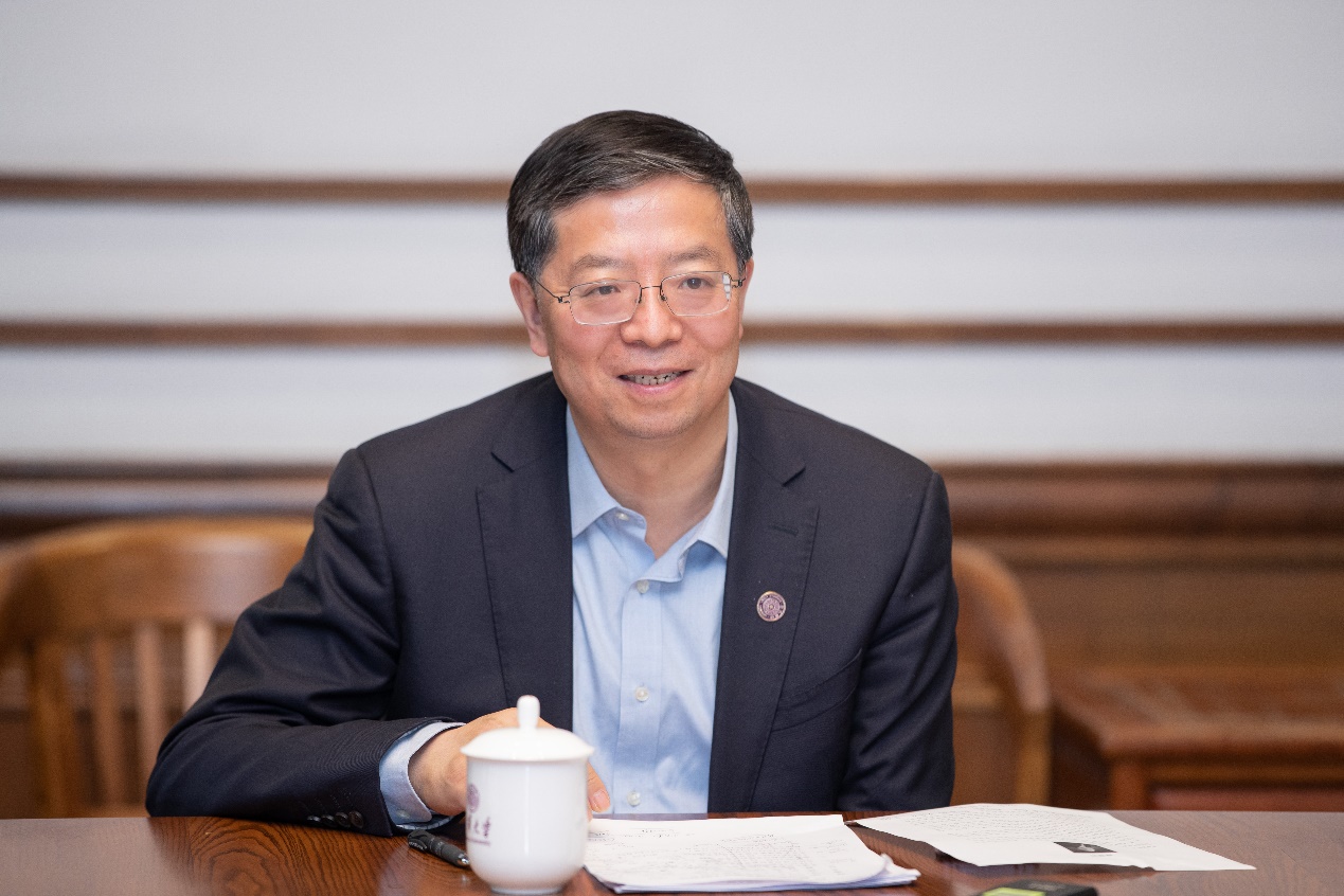 2025新澳门开门原料免费