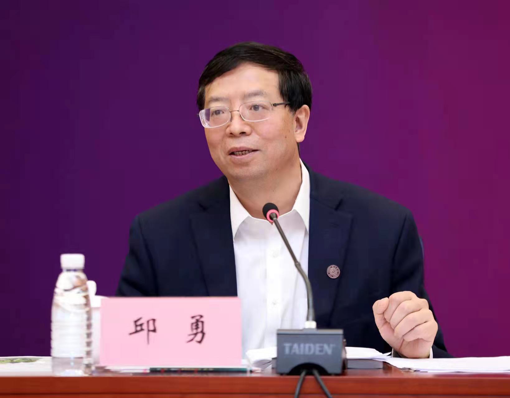 2025新澳门开门原料免费