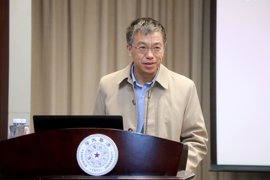 2025新澳门开门原料免费