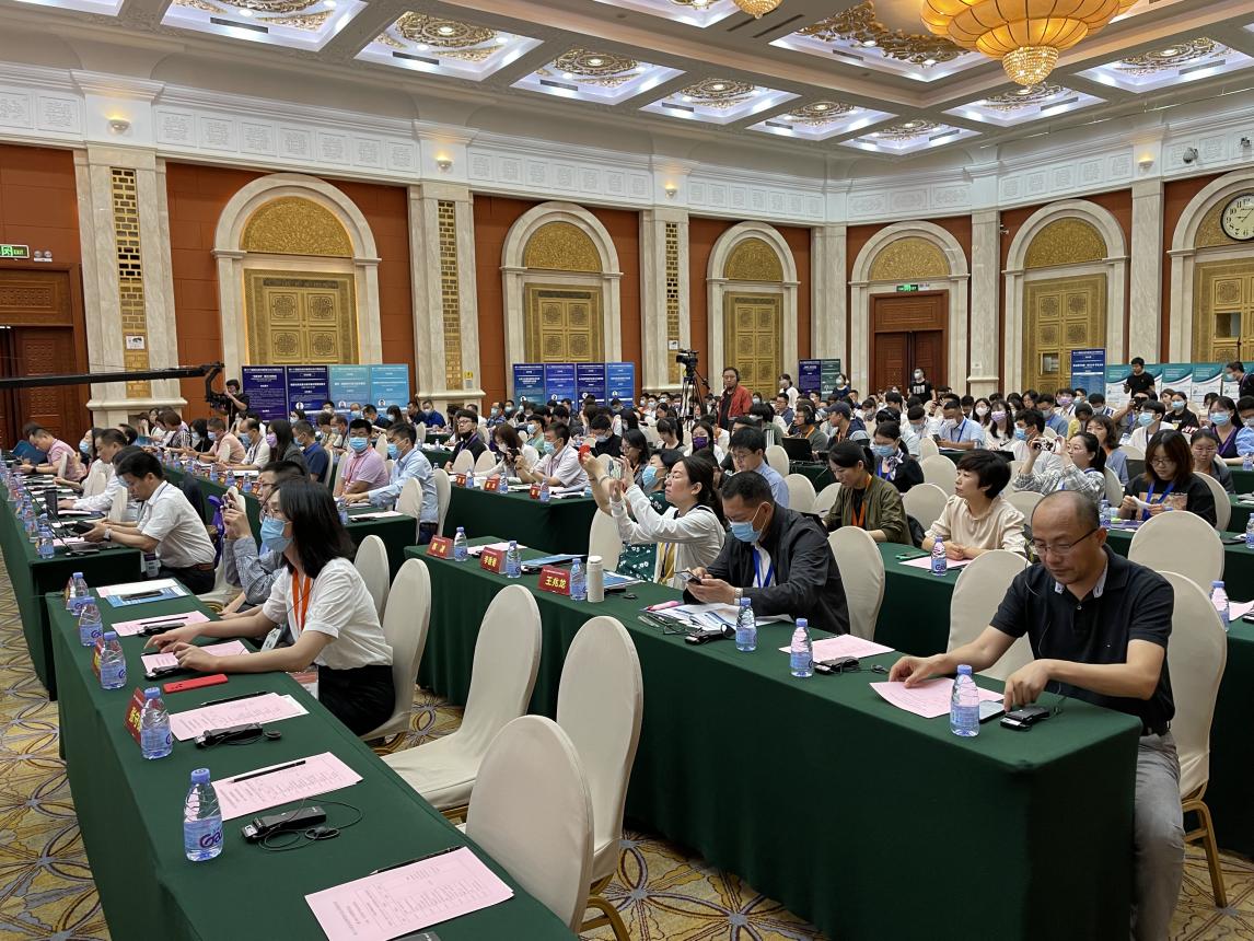 2025新澳门开门原料免费