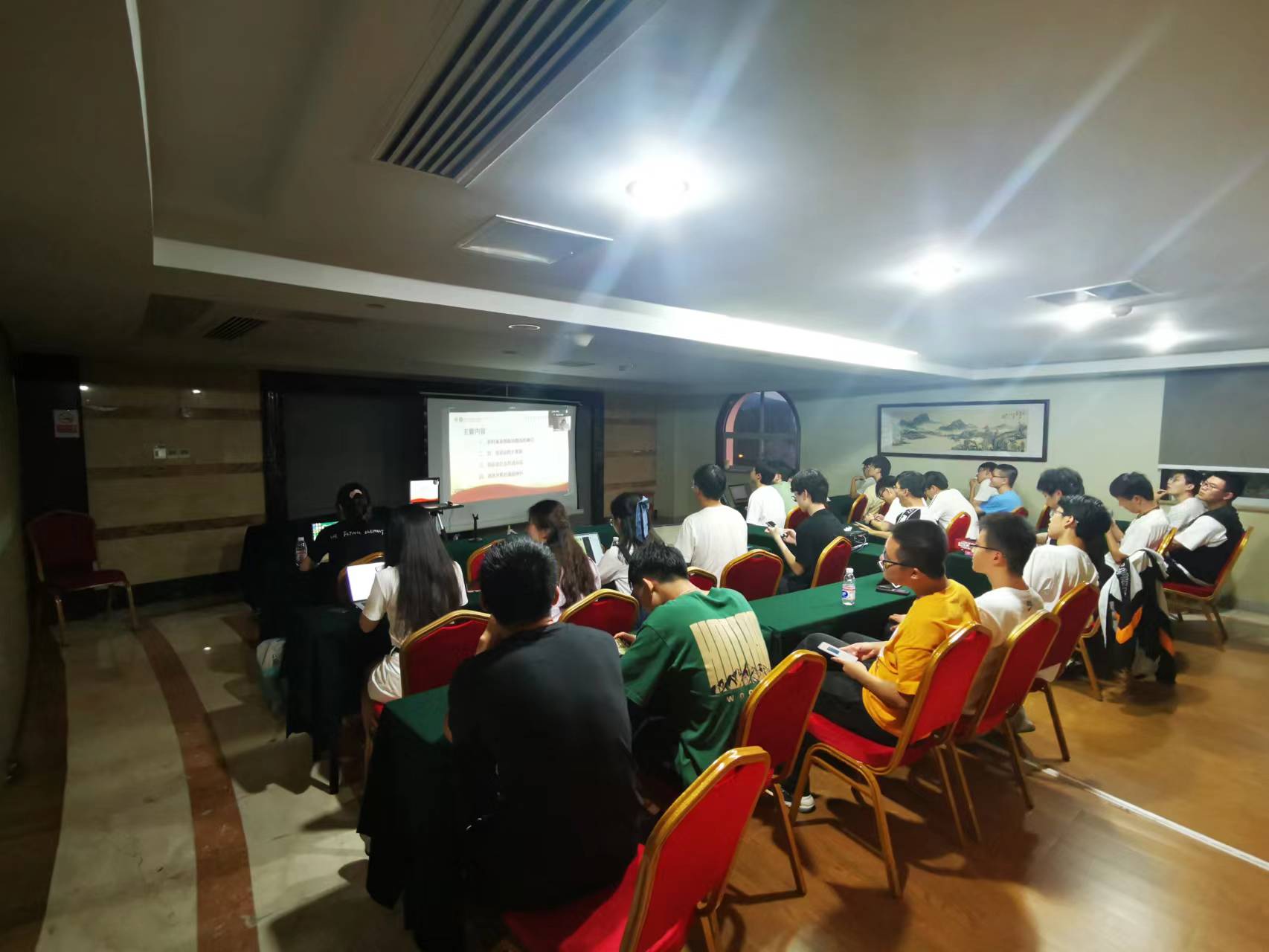 20220808-0814-2025新澳门开门原料免费“林枫计划”师生赴江西赣县区调研实践-吕宇乾摄-支队师生理论宣讲会.jpg
