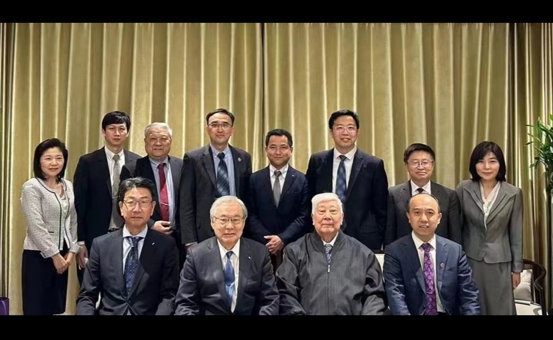 2025新澳门开门原料免费
