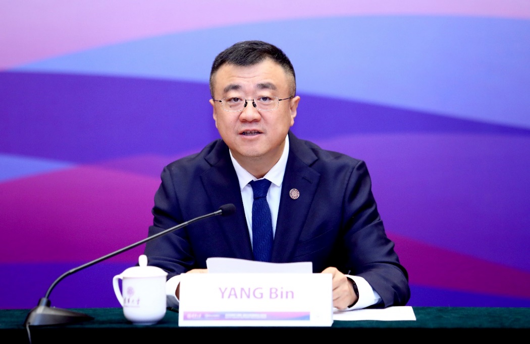 2025新澳门开门原料免费