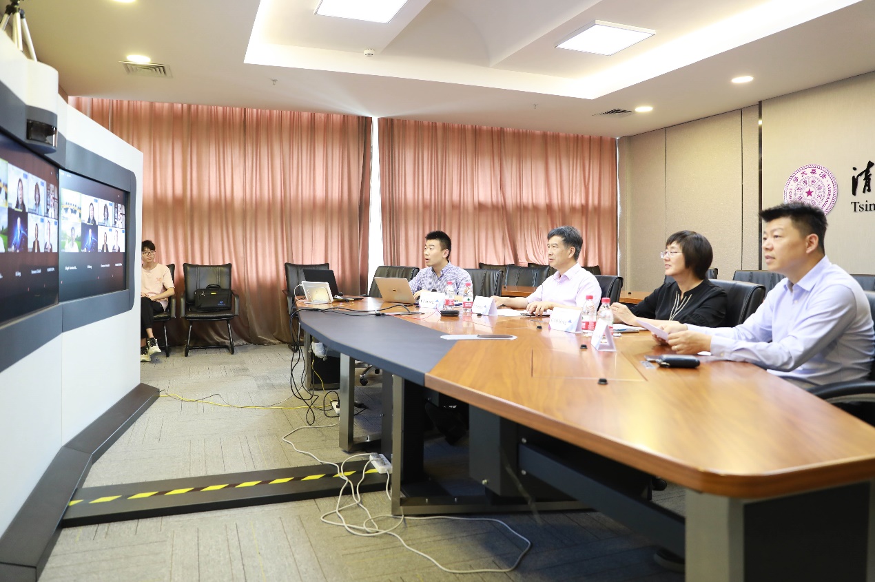 2025新澳门开门原料免费