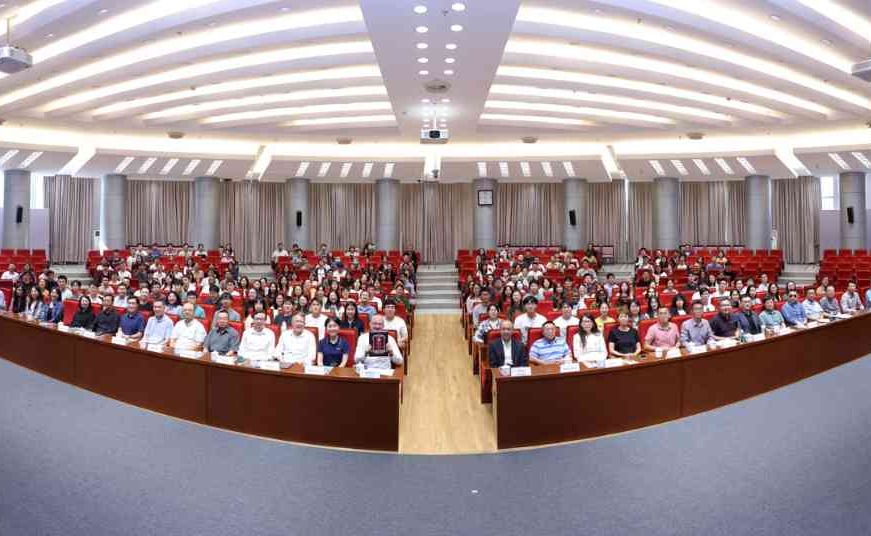 2025新澳门开门原料免费