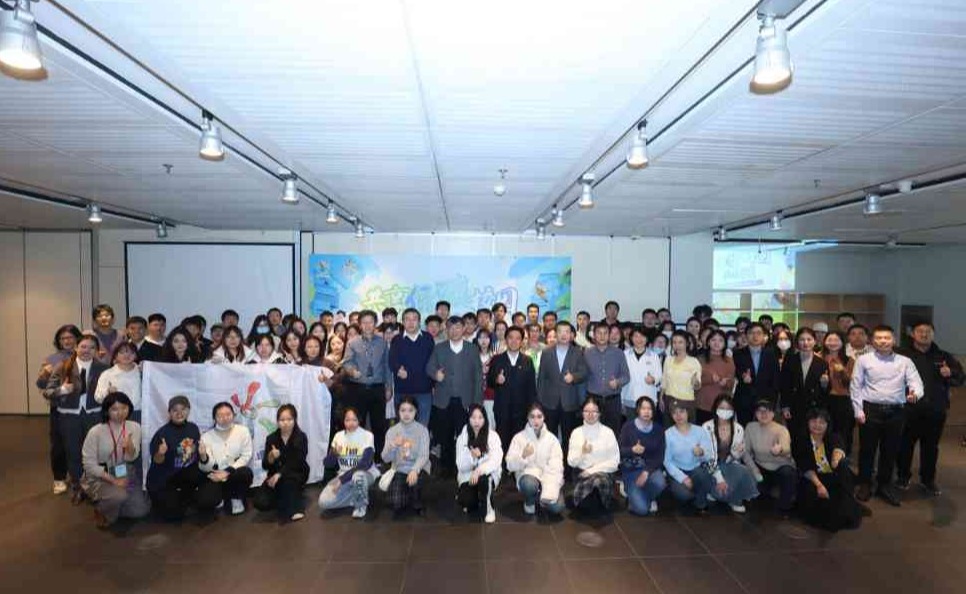 2025新澳门开门原料免费