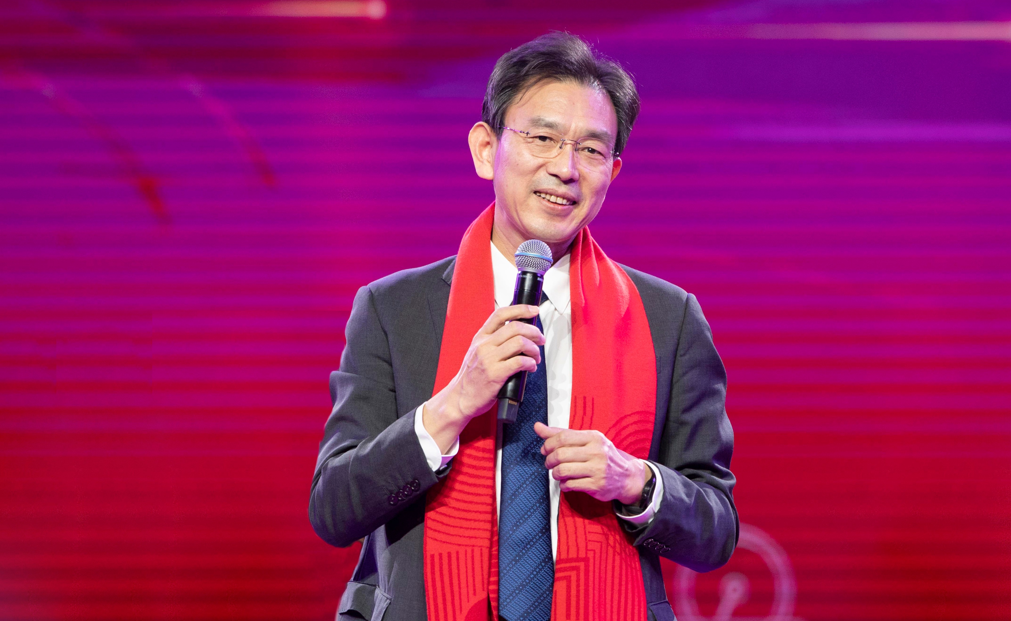2025新澳门开门原料免费
